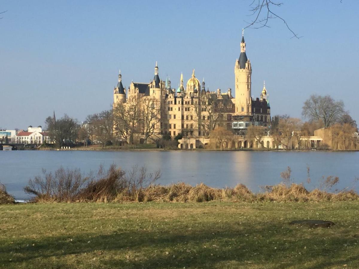 Schlosspark Residenz شفيرين المظهر الخارجي الصورة